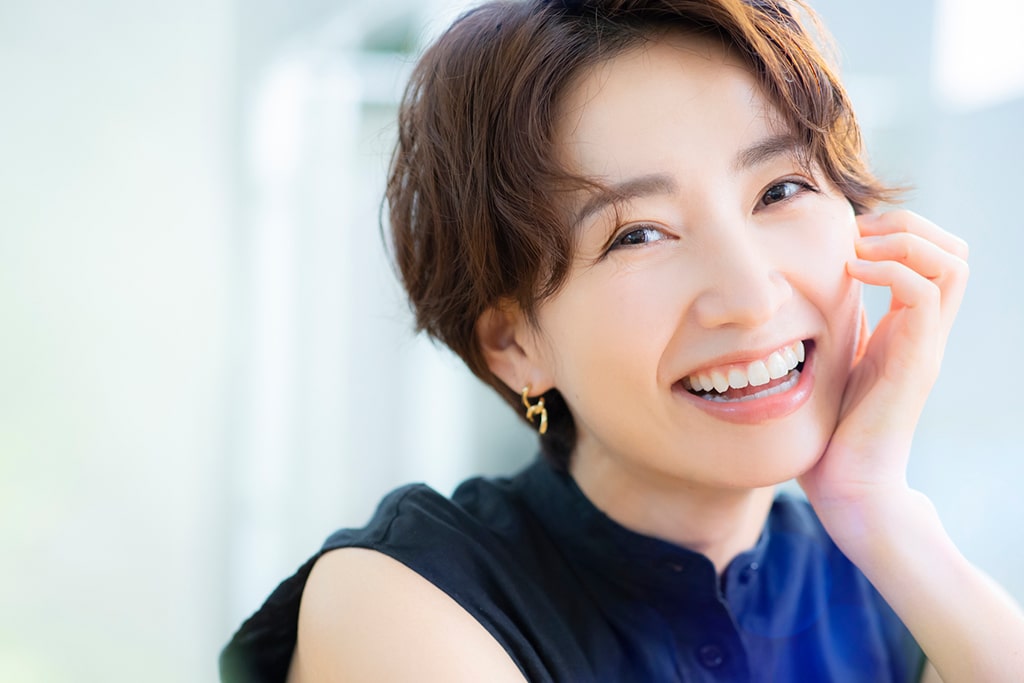 メタルフリー診療で自然で美しい白い歯へ